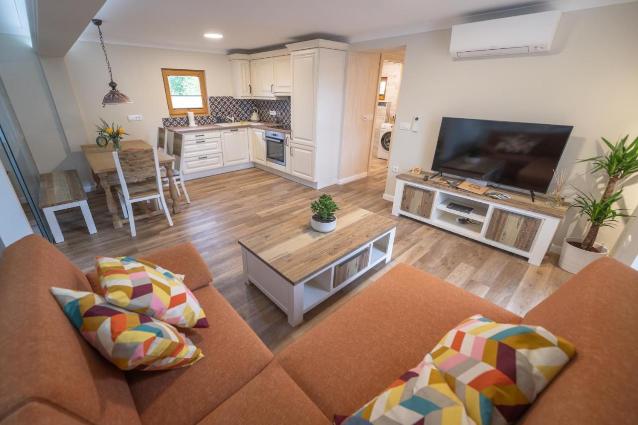 Holiday Home Virida, App Leopold III Ivancna Gorica ภายนอก รูปภาพ