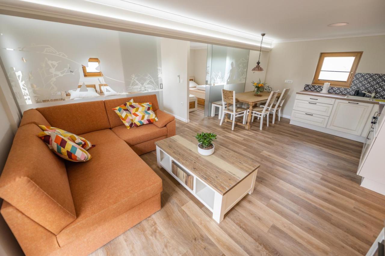 Holiday Home Virida, App Leopold III Ivancna Gorica ภายนอก รูปภาพ